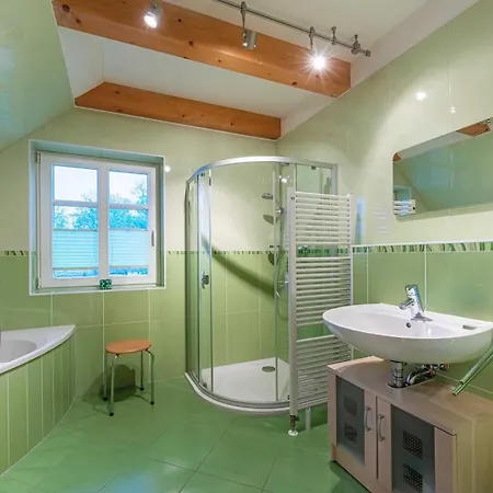 Havelquelle Mit Sauna Und Garten
