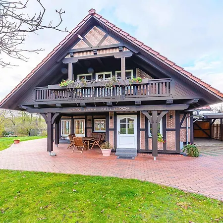 Havelquelle Mit Sauna Und Garten -entspannung Fuer Koerper & Seele